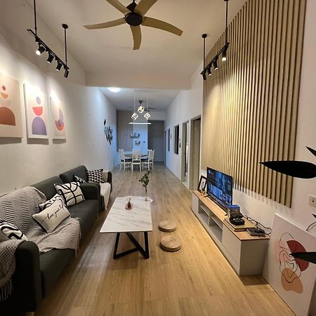 Villa Demuji 4Br 10Pax 3Min To Ecm Kcm, Ps4 Kuantan Exterior foto