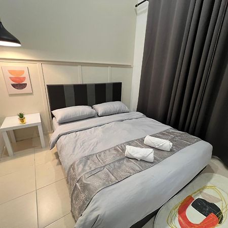 Villa Demuji 4Br 10Pax 3Min To Ecm Kcm, Ps4 Kuantan Exterior foto
